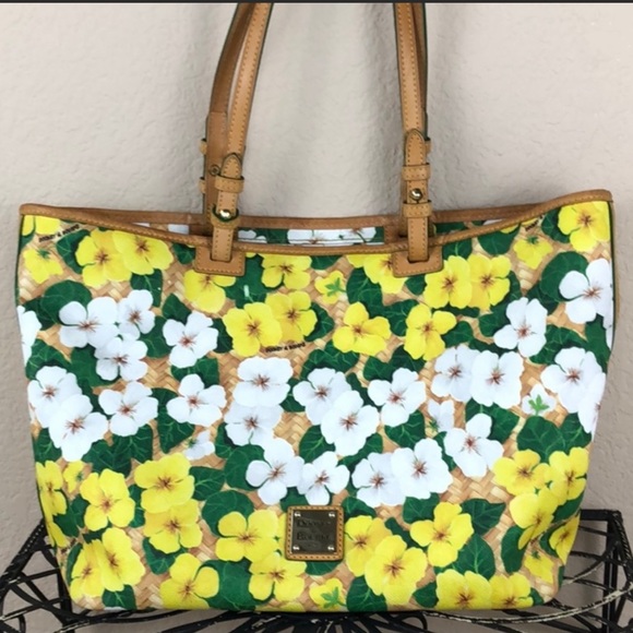 Dooney & Bourke Handbags - 🌺SOLD🌼Dooney and Bourke